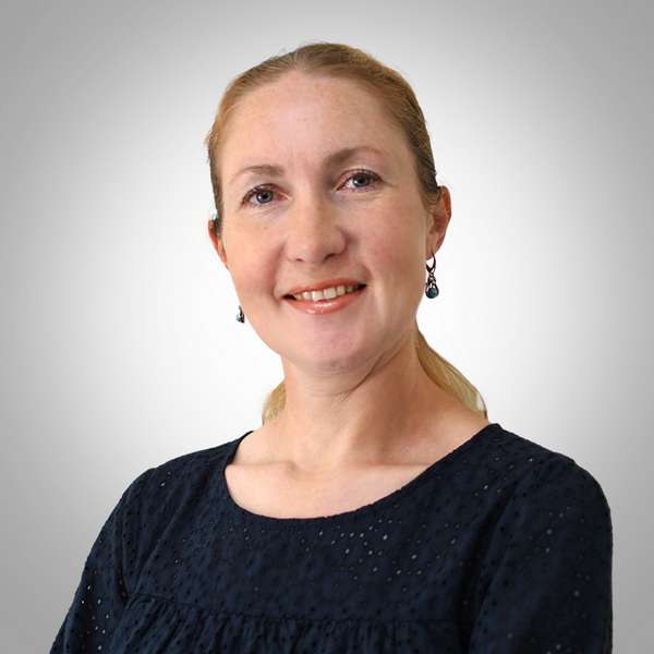 Elena Artemeva, Registered Psychotherapist 
