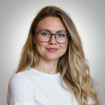 Valeriya Demydenko, Registered Psychotherapist (Qualifying)  